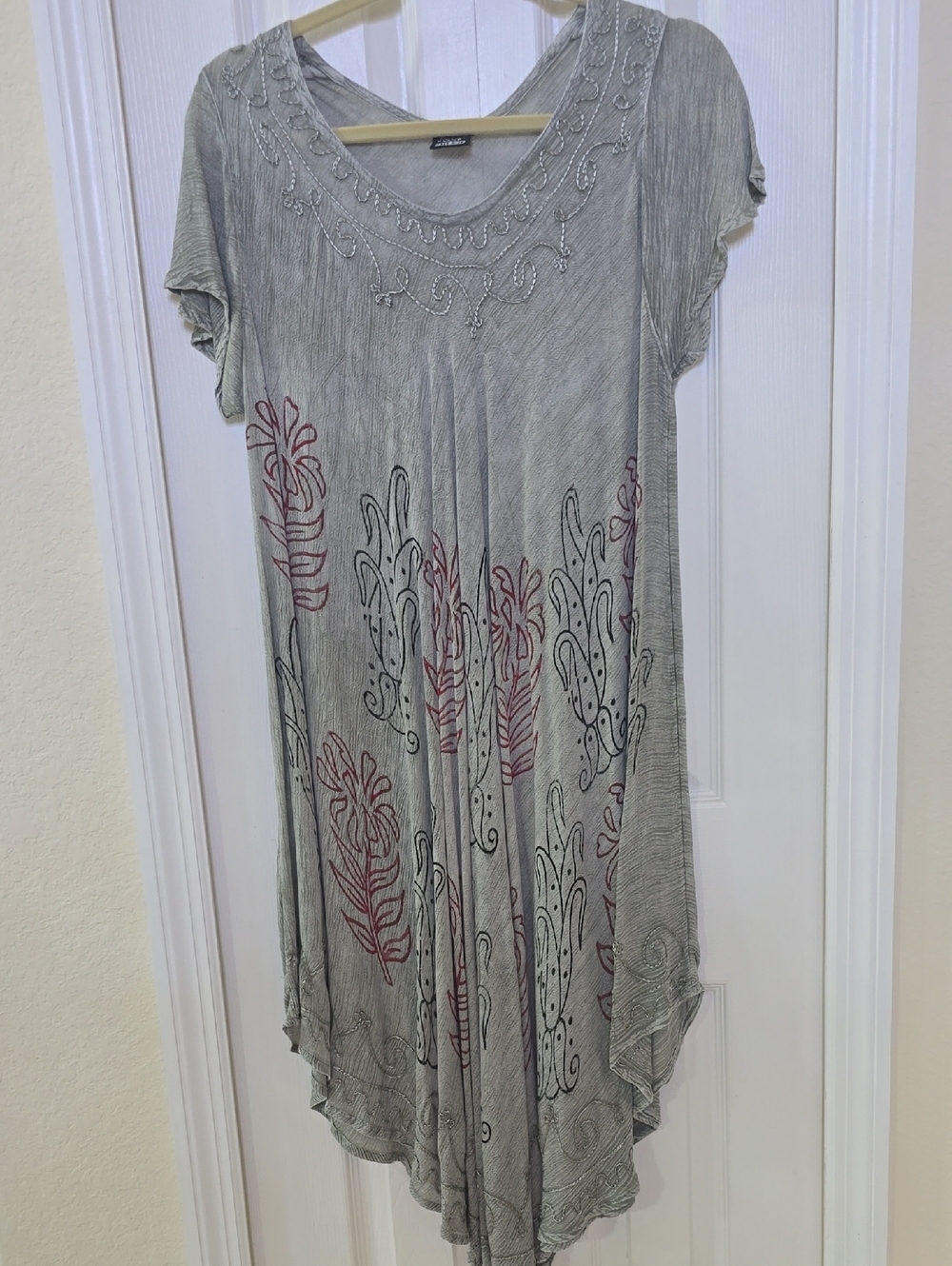 Flowy Green Embellished Women’s Tunic Dress